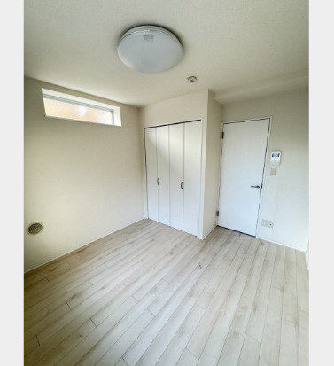 b'CASA東日暮里の居間・リビング