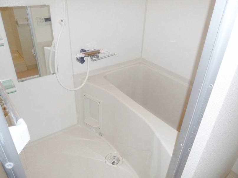 b'CASA東日暮里の浴室