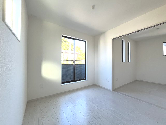 【子供部屋】 | 福岡市城南区田島3丁目2期　1号棟（全4棟）【仲介手数料無料・0円】 | 施工例。施工例は完成時と異なる場合があります。
