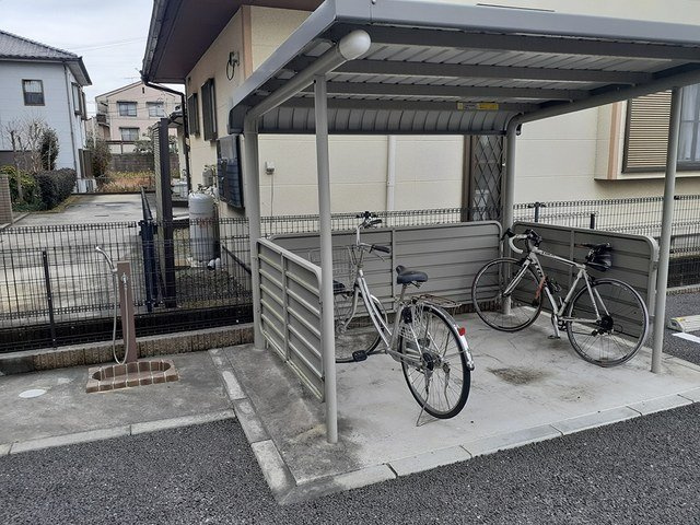 エミリオ・クレスト　Ｂのその他