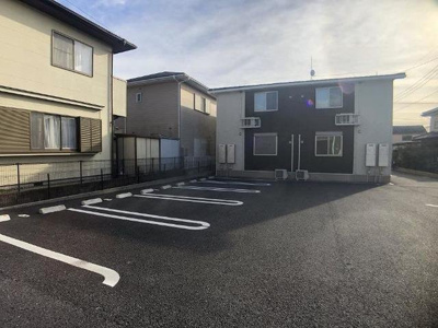 【駐車場】 | エミリオ・クレスト　Ｂ