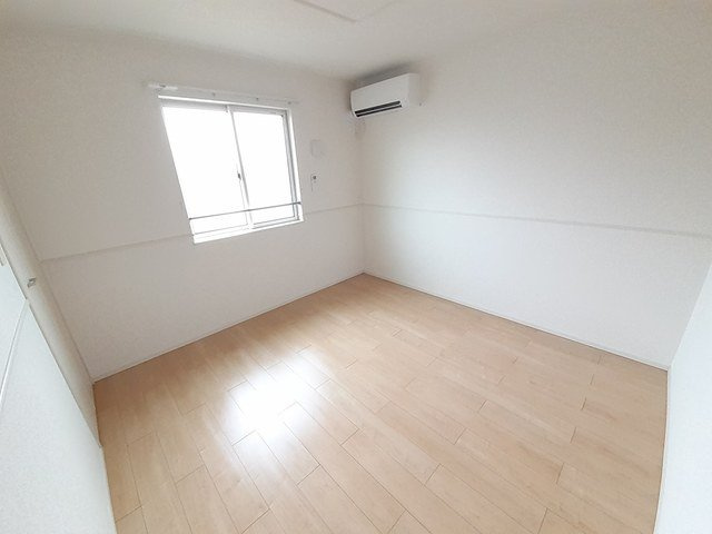 エミリオ・クレスト　Ｂの内装