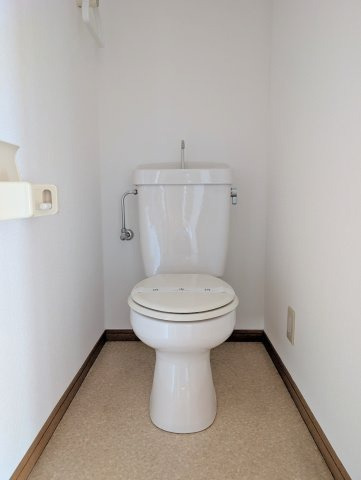 ポットフィールドの内装|明るい色調の室内です