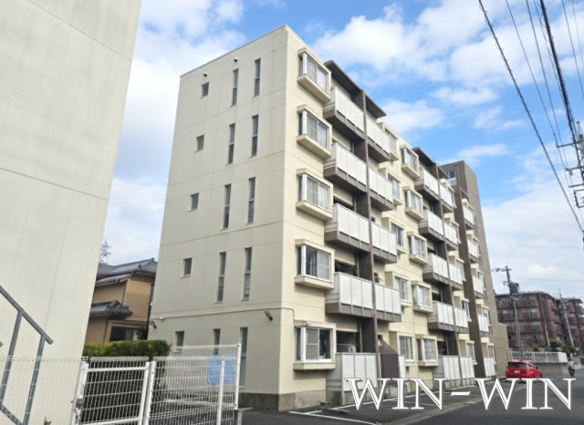 エトワール佐藤の外観