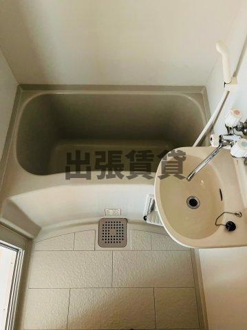 家具・家電付！！レオパレスyouの浴室