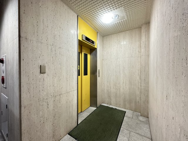 ドルチェのロビー