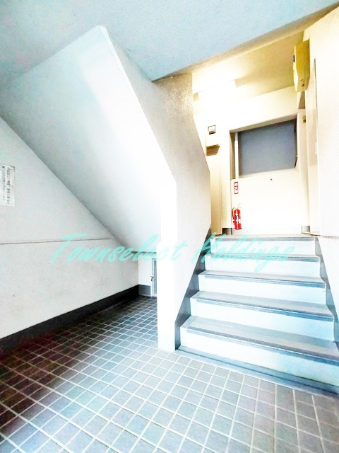 クリオ鎌倉笛田のエントランス