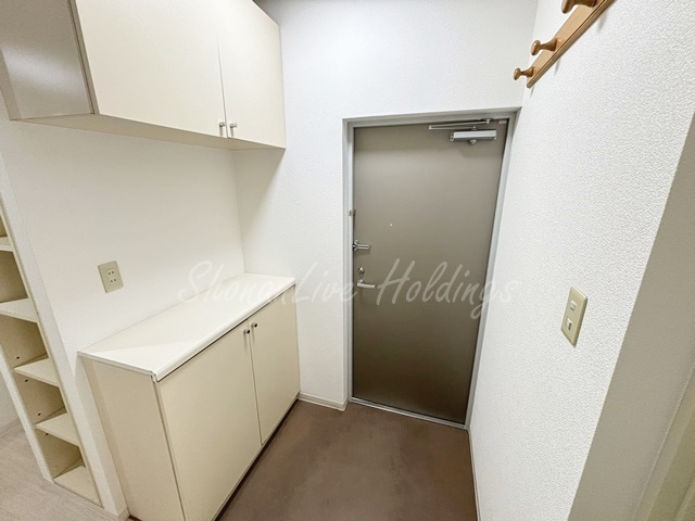 クリオ鎌倉笛田の玄関|同施工物件