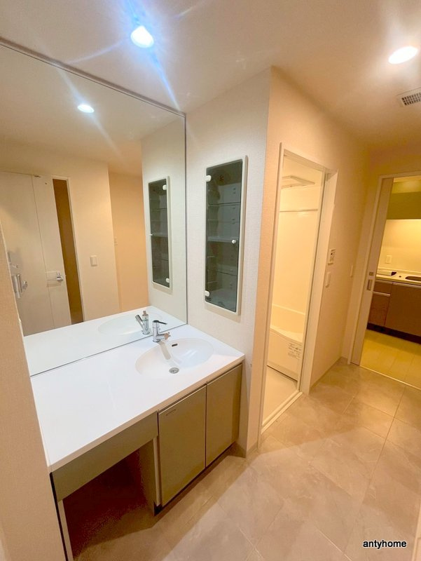 COCO MARINIの洗面所