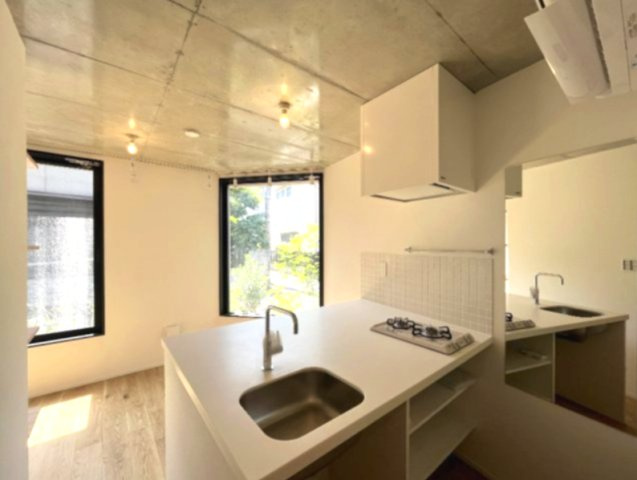 trias220の居間・リビング