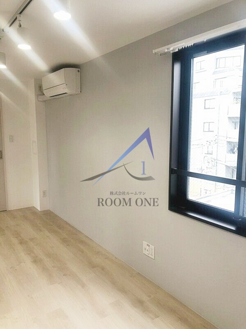 SUN VALLEY 日本橋永代通り