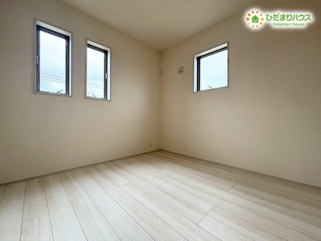 行田市棚田町　新築一戸建て　リーブルガーデン　01の収納