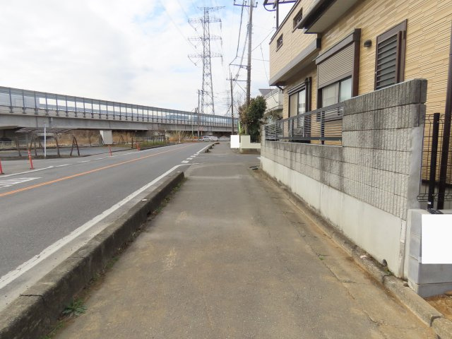 鶴ヶ島市富士見新築戸建の前面道路含む現地写真