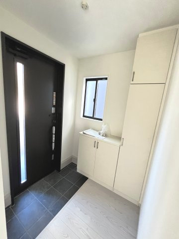 【玄関】 | 福岡市城南区田島3丁目2期　2号棟（全4棟）【仲介手数料無料・0円】 | 現地写真。