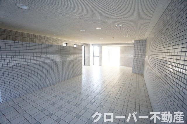 トモステーションハイツのロビー