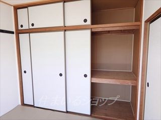 リビエラ南　B棟の収納