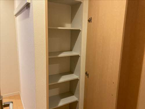 フラワーガーデン イーストの収納