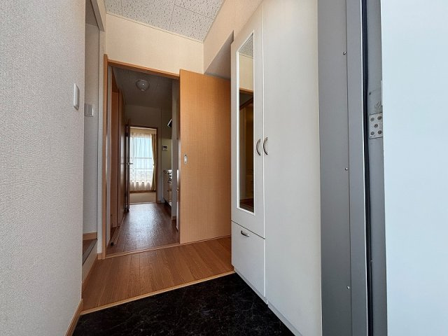 レオパレス岸和田５の玄関