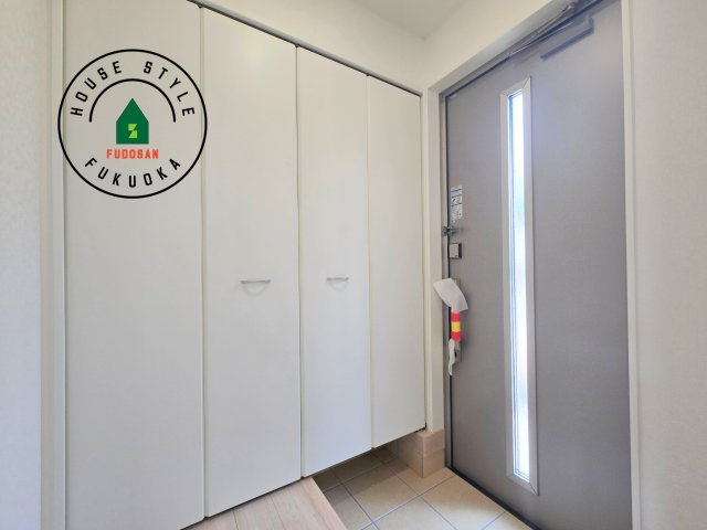 古賀市中央3丁目第8-2棟（2号棟）の内観：施工例|二重ロックでしっかり防犯対策ができます。