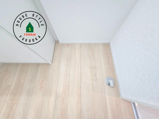 古賀市中央3丁目第8-2棟（2号棟）の内観：施工例|ランドリースペースは広さもたっぷり。