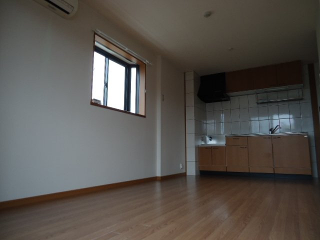 アルビレオＢ棟の居間・リビング|リビング