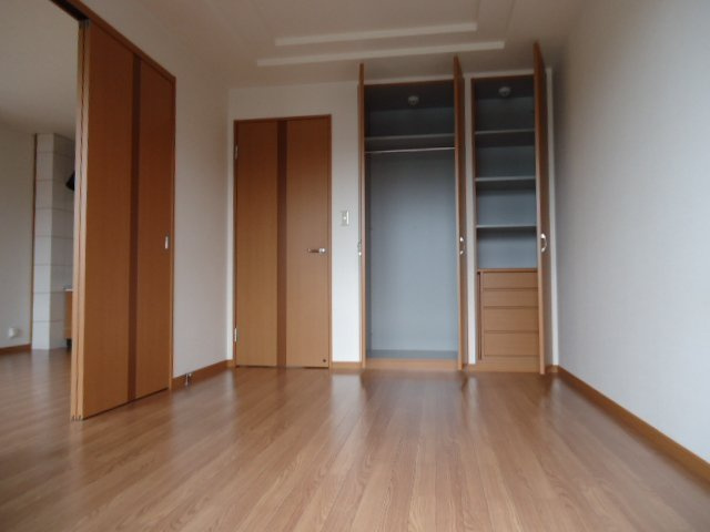 アルビレオＢ棟の内装|洋室①