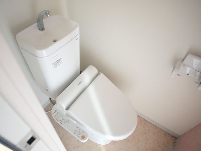 フレイランスNAMBA PLACEのトイレ