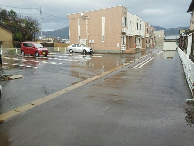 Ｙｏｕｒ　Ｌｉｆｅの駐車場