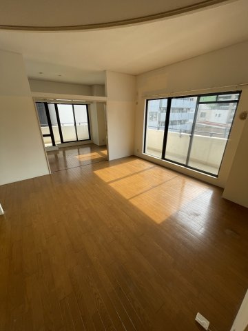 グラスホッパーの居間・リビング