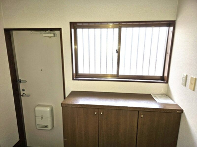 【玄関】 | コーポクレマチス2号棟 | 玄関です