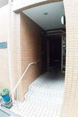 【エントランス】 | 石塚マンション | エントランスです