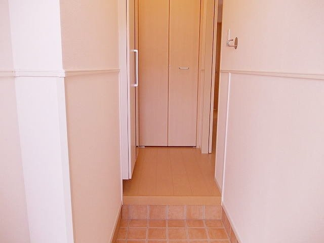 スペーシアⅡ号館の玄関