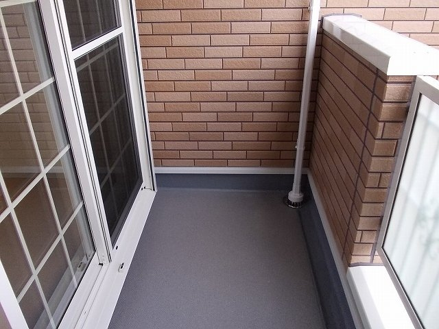 スペーシアⅡ号館のバルコニー