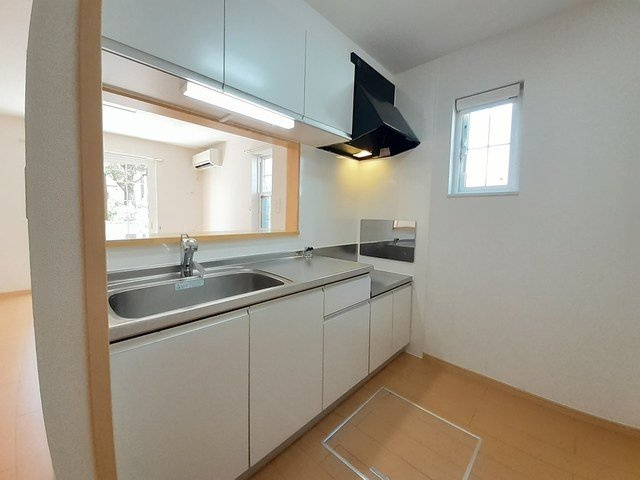 トゥージュール　アンサンブルのキッチン