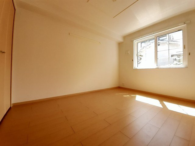 トゥージュール　アンサンブルの内装