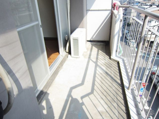 ＤＲホームズ川口元郷のバルコニー|別号室の参考写真になります。