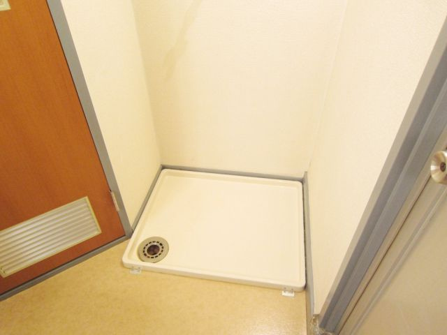 ＤＲホームズ川口元郷の洗面所|別号室の参考写真になります。