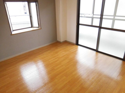 【寝室】 | シャルル高槻