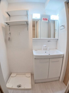 【洗面所】 | アヴィニール新町東