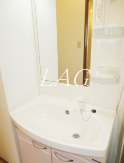 【洗面所】 | アドリーム新百合ヶ丘Ｃ棟 | 独立洗面台です。