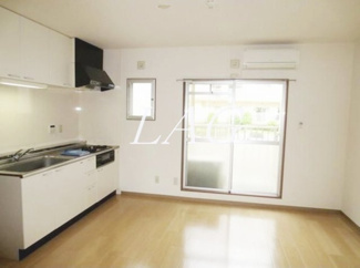 【居間・リビング】 | アドリーム新百合ヶ丘Ｃ棟 | 洋室のお部屋です。