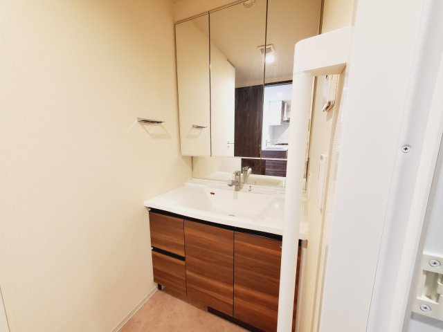 ハイネスクラウズ宝塚清荒神　夢奏館の収納