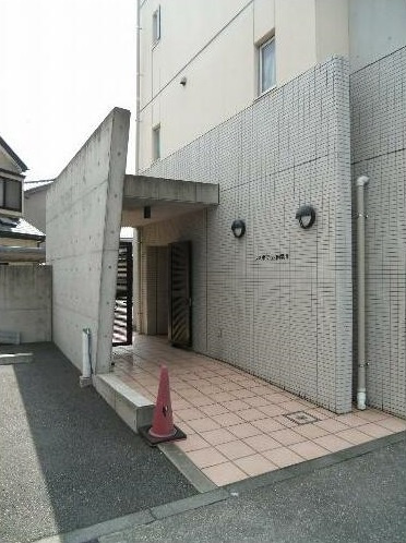 レスポワール・多摩川のエントランス