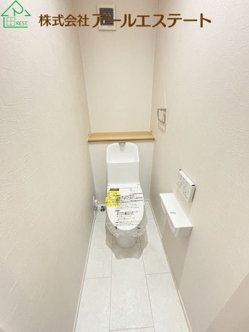 加古川市平岡町高畑 第3　　新築戸建のトイレ