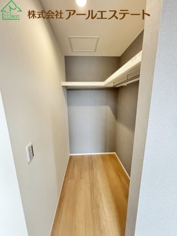 加古川市平岡町高畑 第3　　新築戸建の収納