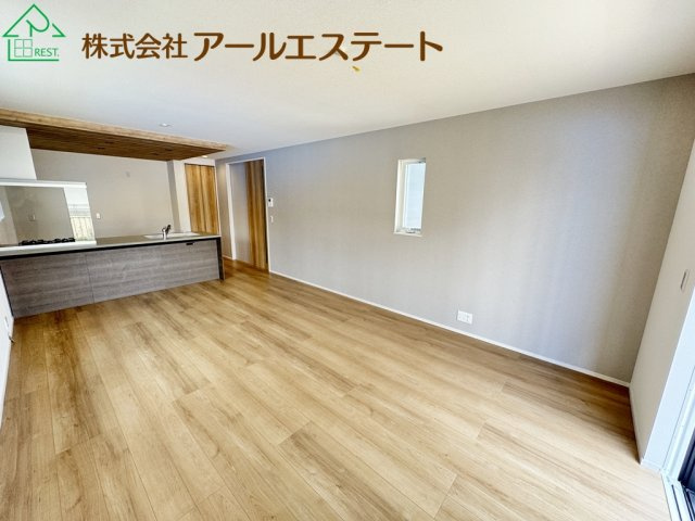 加古川市平岡町高畑 第3　　新築戸建の居間・リビング