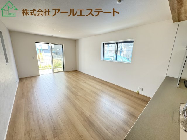 加古川市平岡町高畑 第3　　新築戸建の居間・リビング