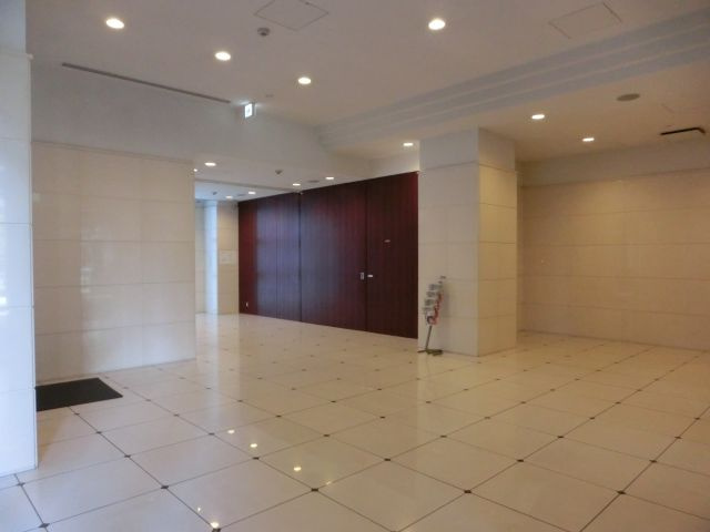 エグゼレジデンスタワーのロビー