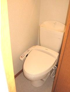 レオパレスアンソレイエのトイレ