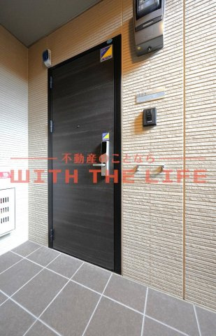D-roomシャンヴル【キャッシュバック】の玄関|明るい玄関です